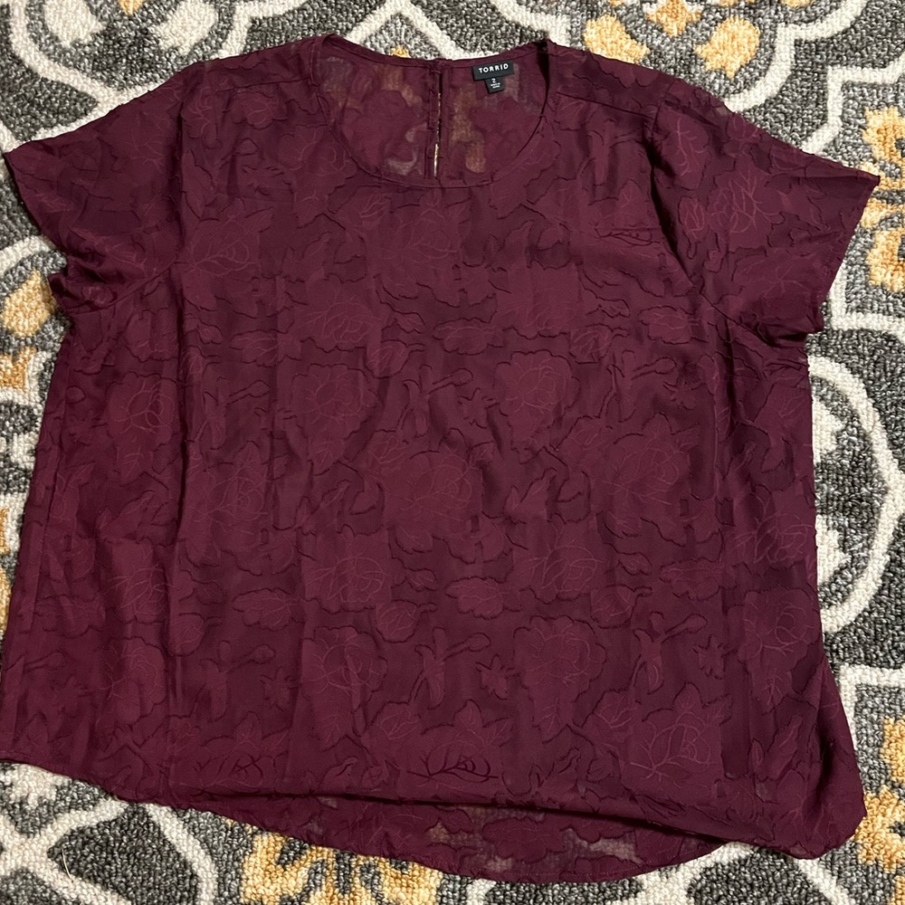 Torrid purple chiffon with lace detail shirt - Size 2 (2x)